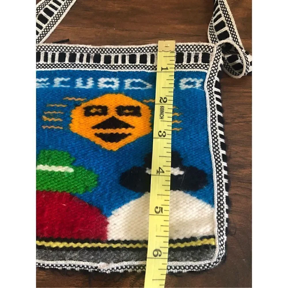 Artesanía 100% wool hand made from Ecuador shoulders bag